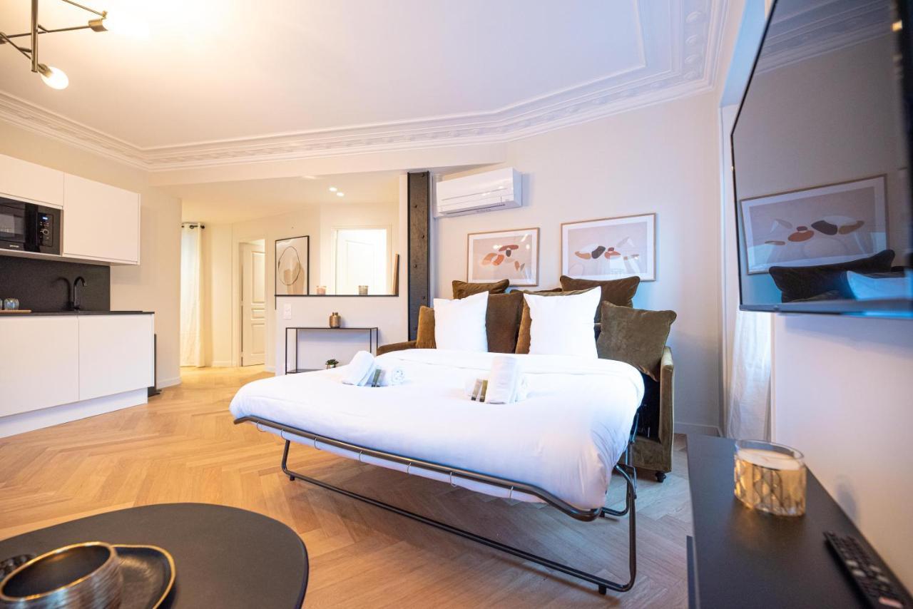 Luxury Apartments In Paris Center Exteriör bild